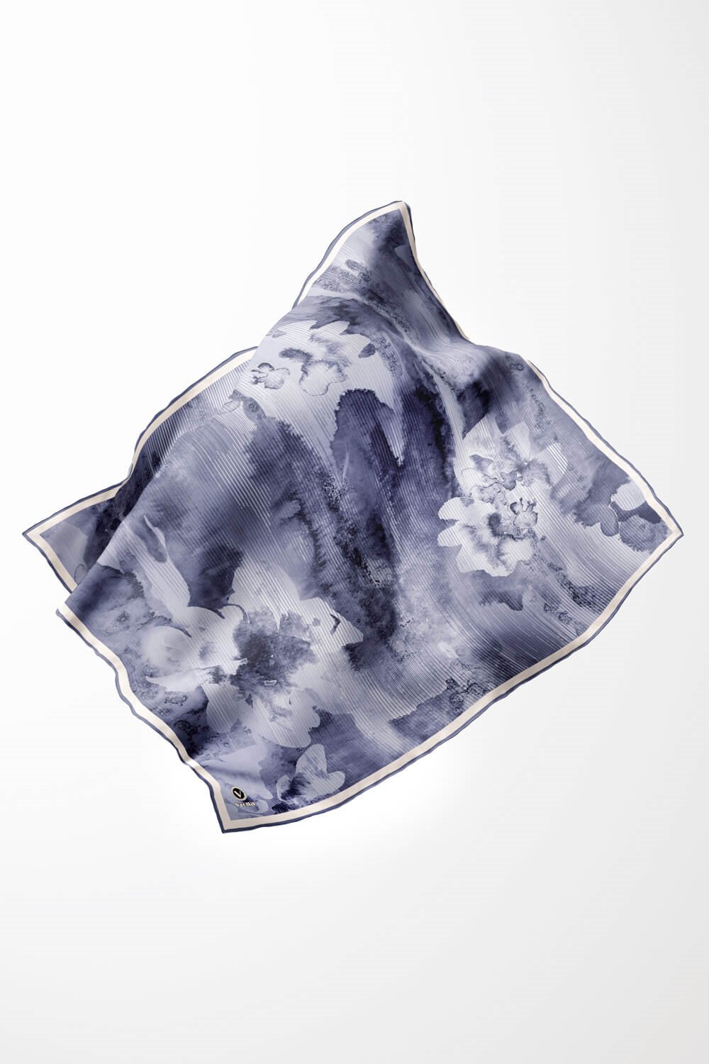 Twill Batik Desenli Bebe Mavisi Renkli 90x90 Eşarp (İpek İçermez) Dikim Şekli : El Dikişi