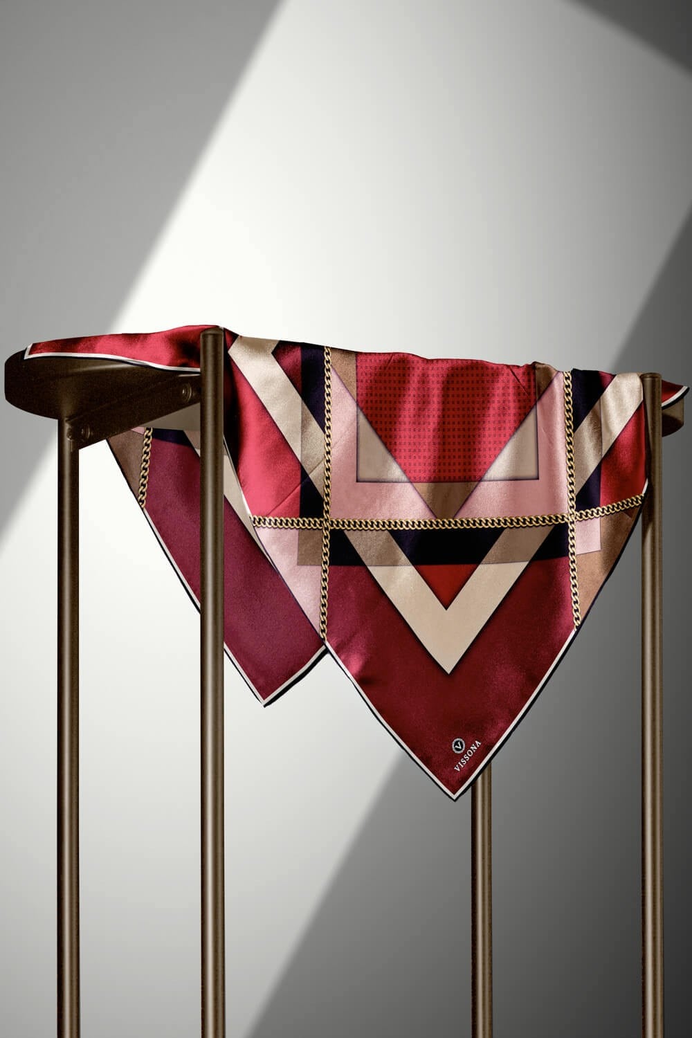 %100 Twill İpek Geometrik Desenli Bordo - Bej Renkli 90x90 Eşarp Dikim Şekli : El Dikişi