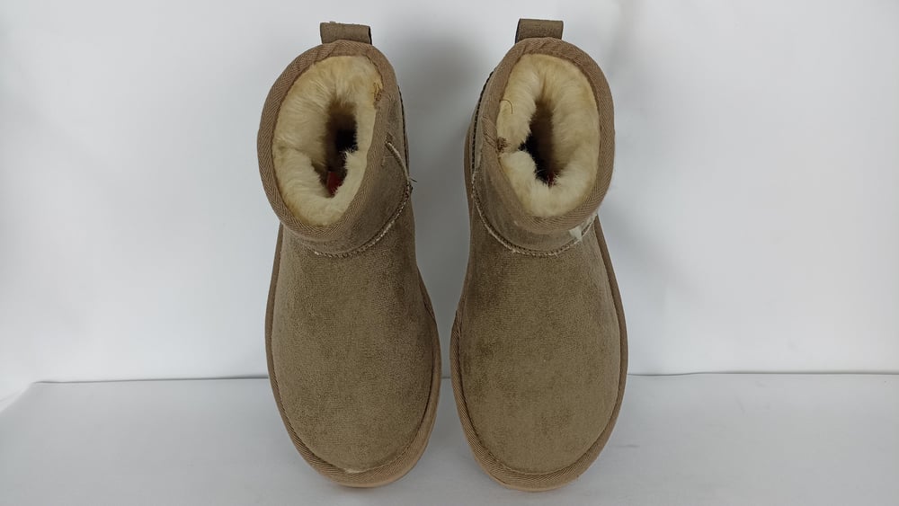 Antrasit Ugg