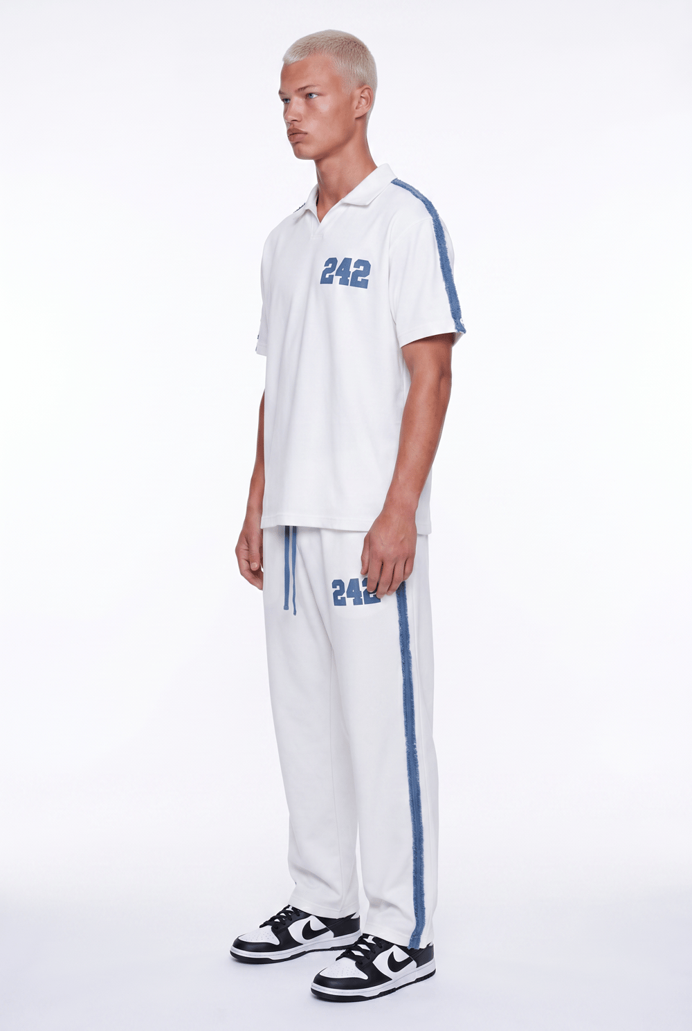 Erkek 242 Şerit Detaylı Regular Fit Eşofman Takımı Ekru