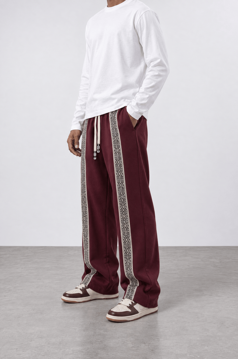 Erkek Etnik Şerit Detaylı Doubleface Baggy Eşofman Altı Bordo