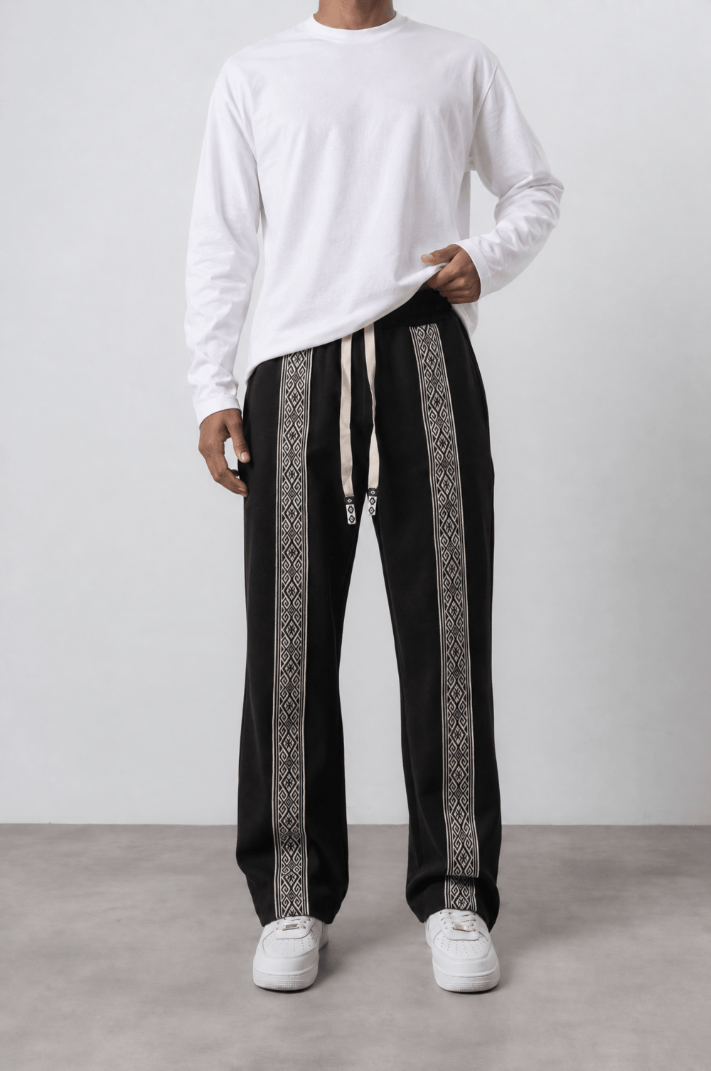 Erkek Etnik Şerit Detaylı Doubleface Baggy Eşofman Altı Siyah
