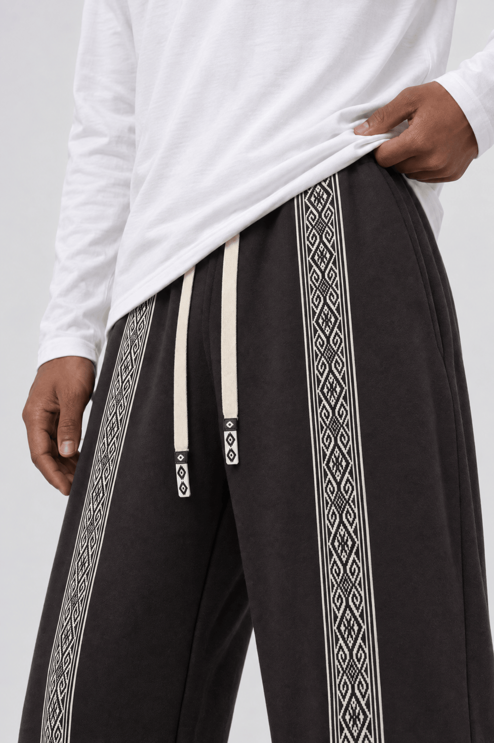 Erkek Etnik Şerit Detaylı Doubleface Baggy Eşofman Altı Kahve