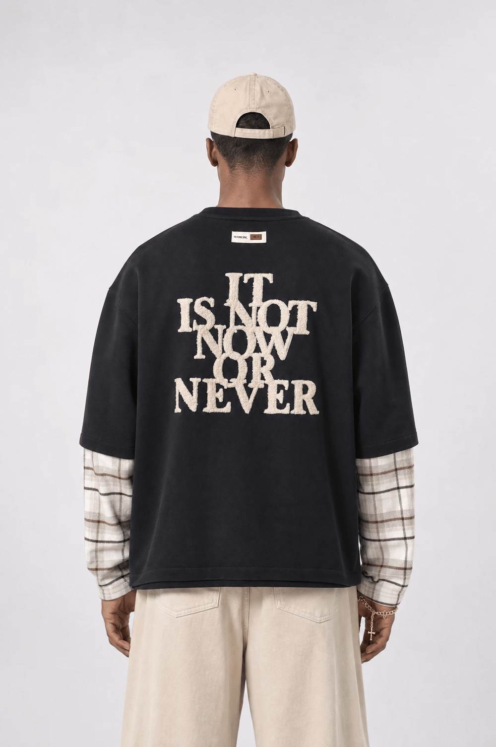 Erkek Now Or Never Nakışlı Double Sleeve Oversize Sweatshirt Siyah