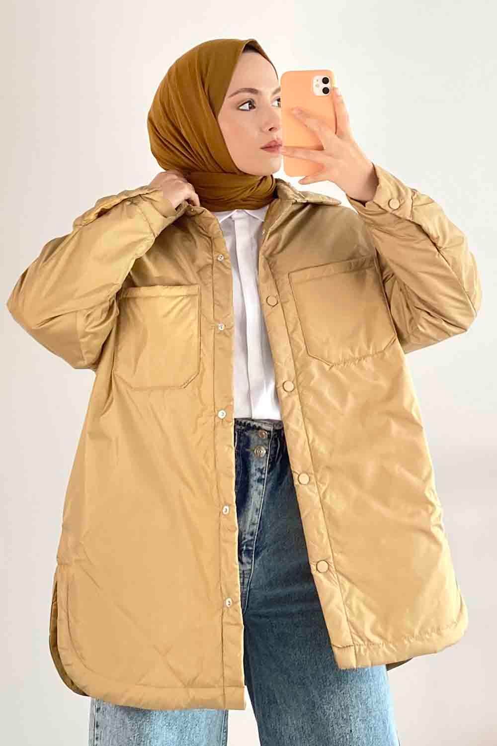 Çift Cepli Boydan Düğmeli Gizli Cepli Mont Camel