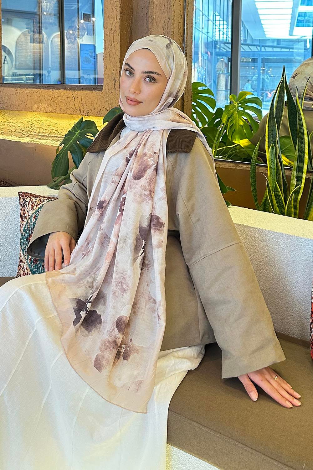 Batik Çiçek Desen Bambu Şal Bej