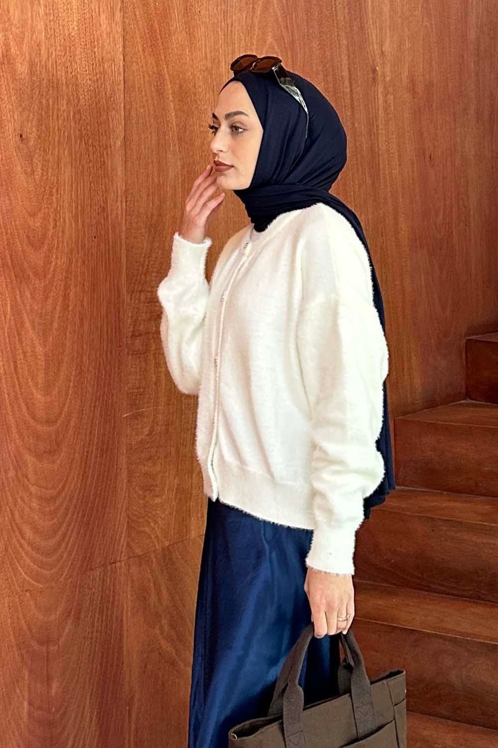 Sakallı Basic Hırka Beyaz