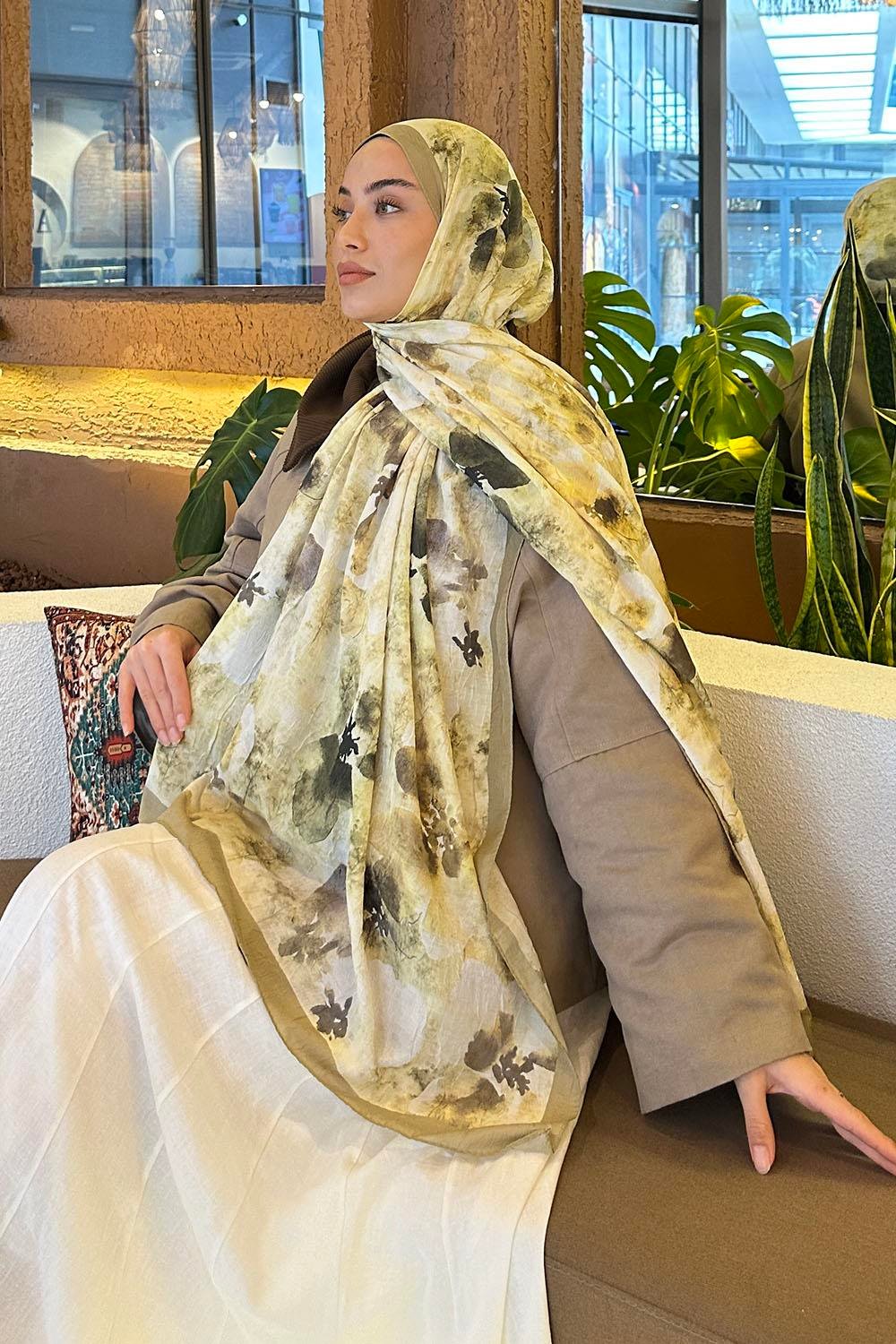 Batik Çiçek Desen Bambu Şal Mint Yeşili
