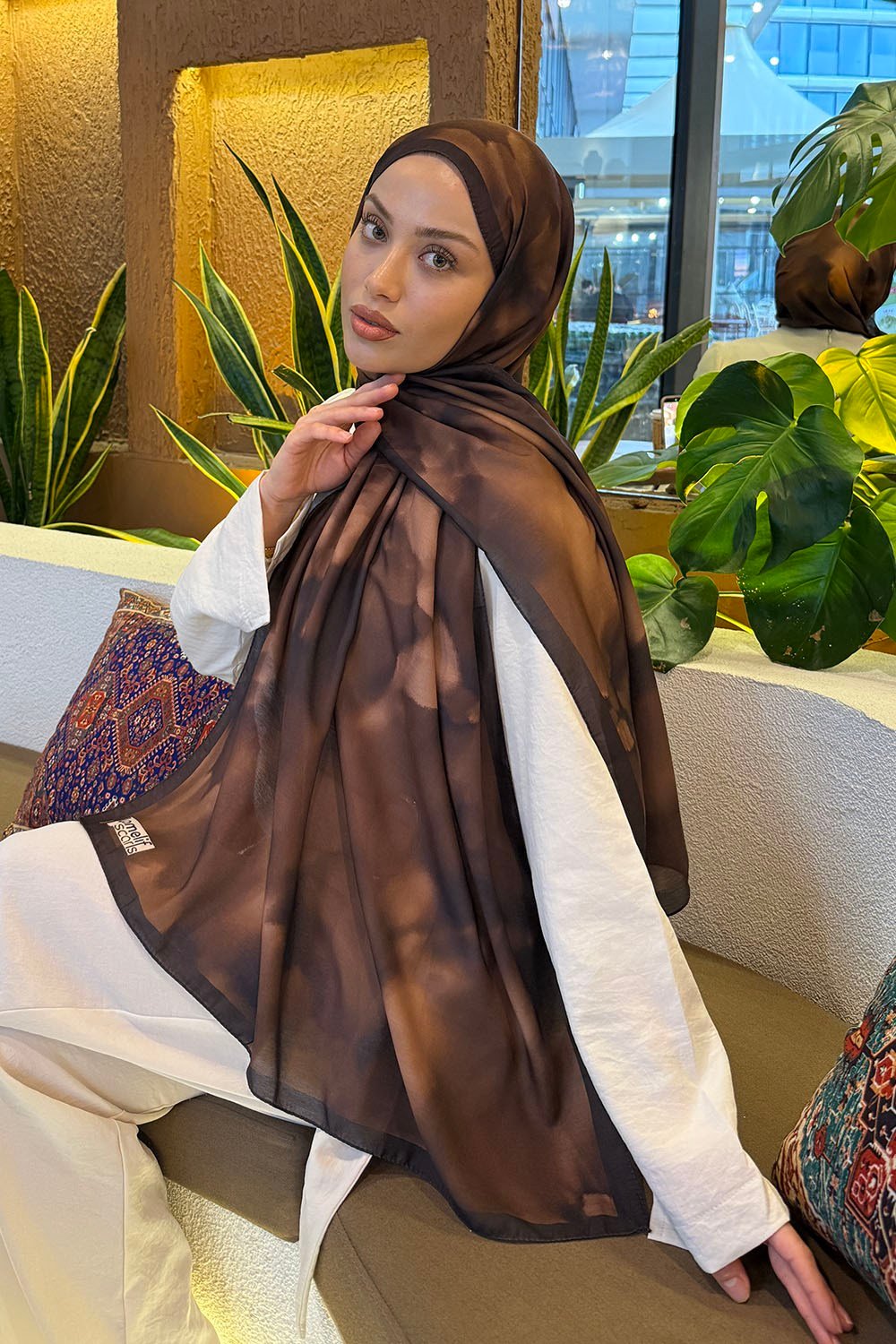 Batik Desen Soft Şal Camel