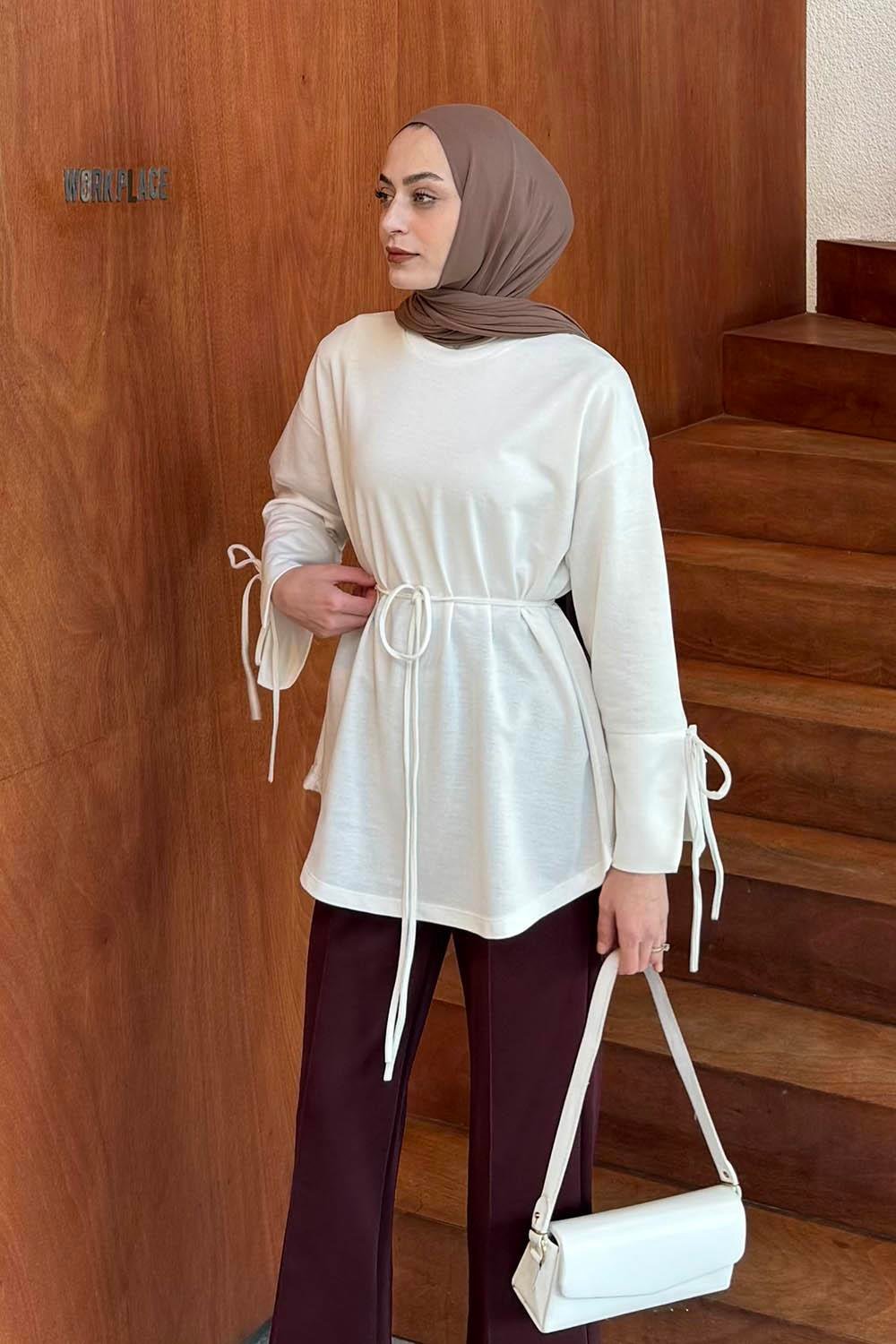 Yırtmaç Detaylı Sweat Beyaz