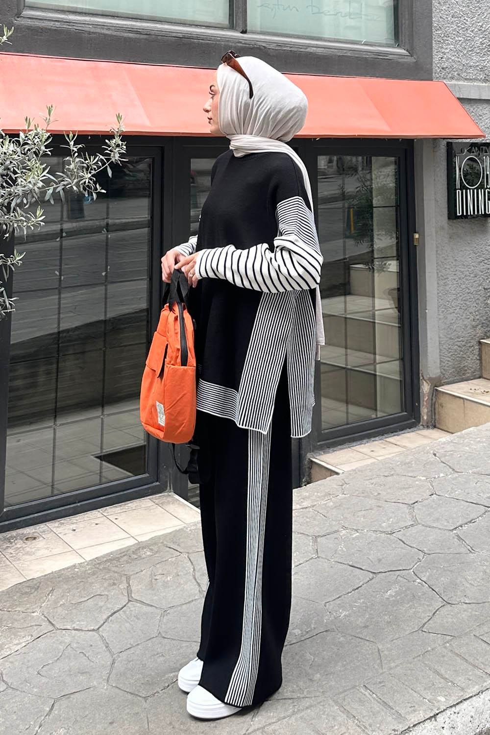 Yan Çizgili Panço Tesettür Takım Siyah