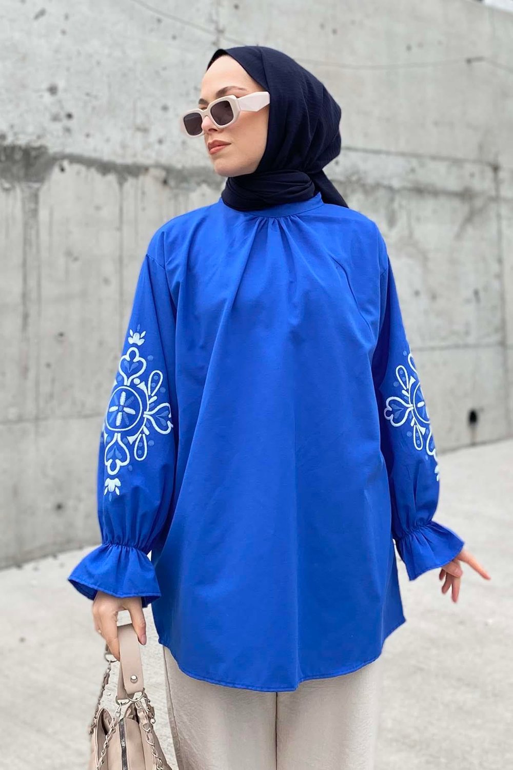 Kol Nakışlı Tunik Saks Mavisi