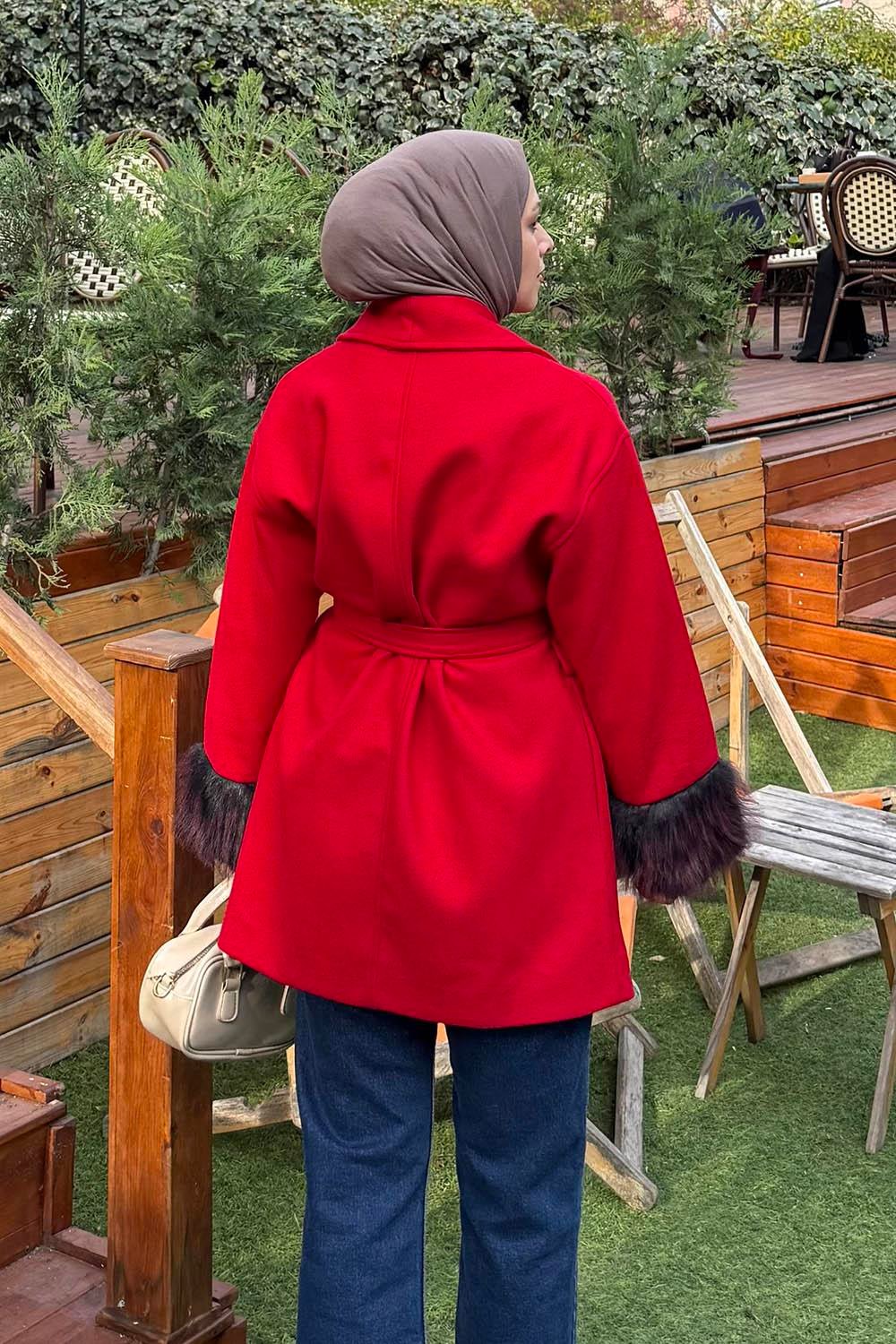 Kol Kürk Detaylı Kaşe Kaban Nar çiçeği
