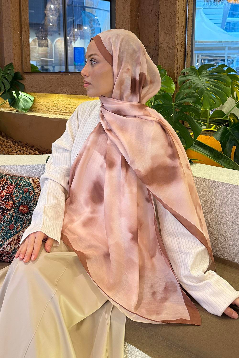 Batik Desen Soft Şal Sütlü Kahve