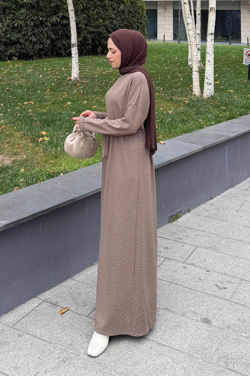 Taş Detaylı Tesettür Elbise Soft Kahve