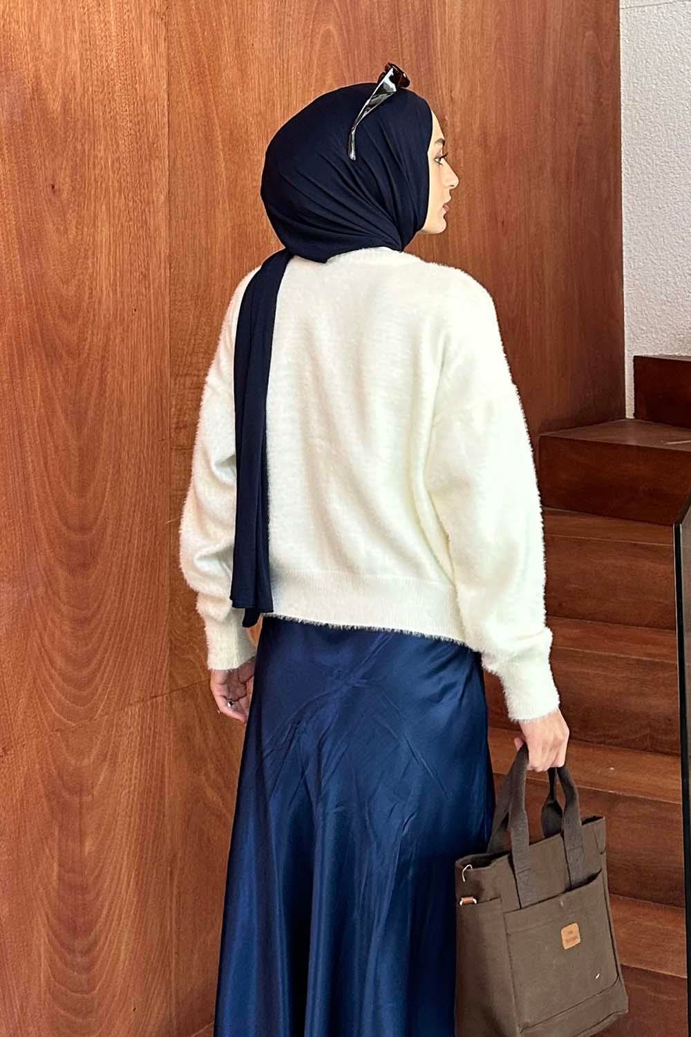Sakallı Basic Hırka Beyaz