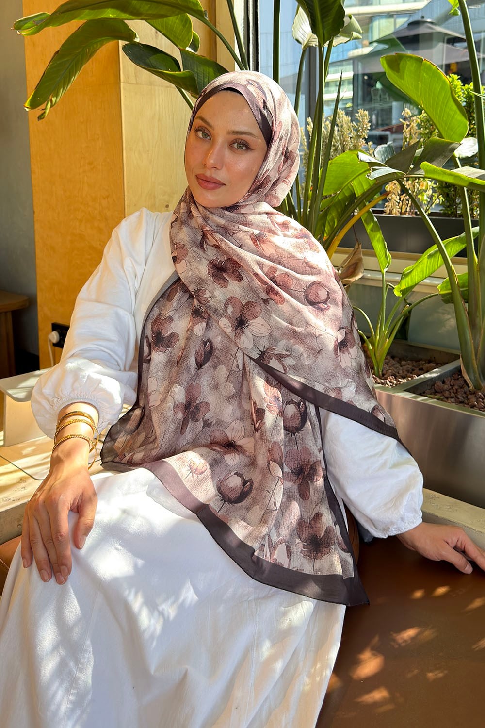 Çiçek Desen Lara Soft Şal vizonrengi