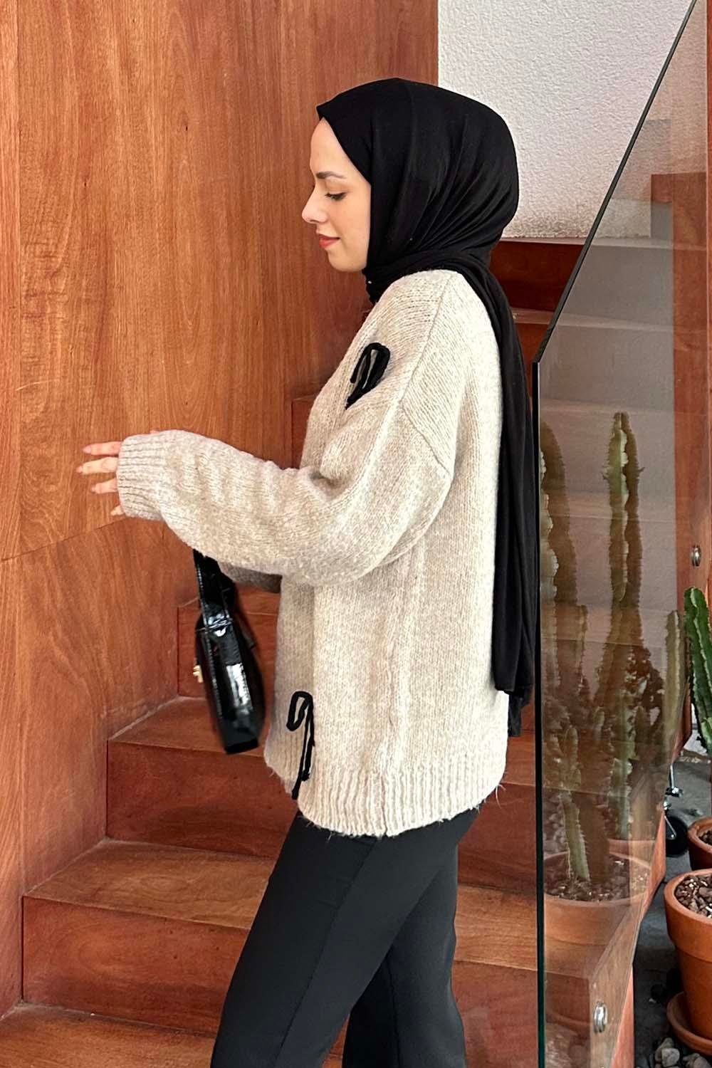 Fiyonk Detaylı Hırka Sütlü Kahve