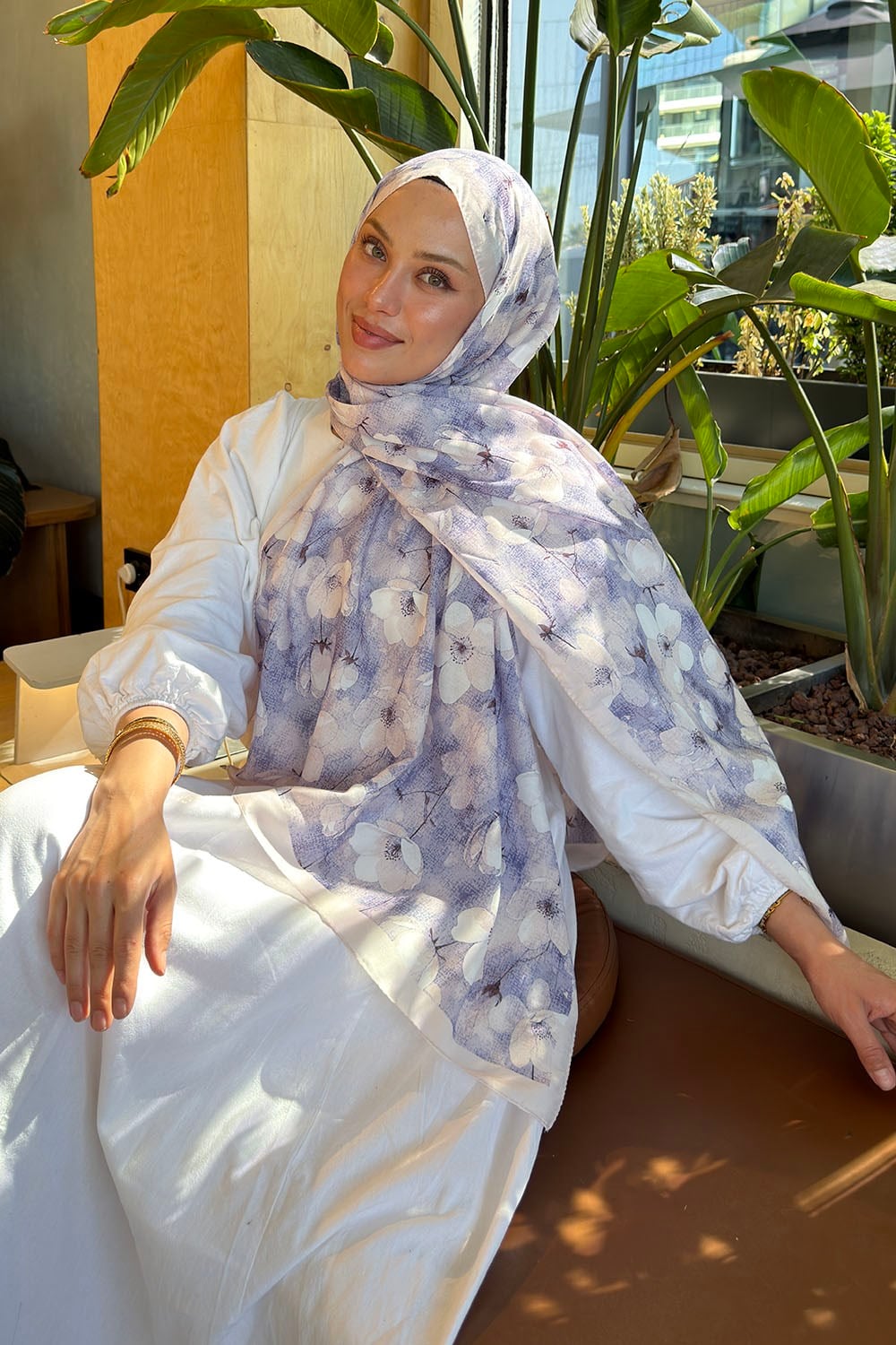 Çiçek Desen Lara Soft Şal Lila