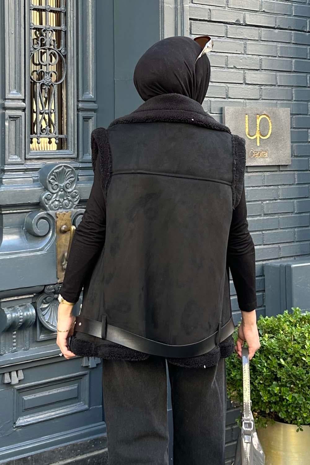 Kürk Detaylı Süet Yelek Siyah