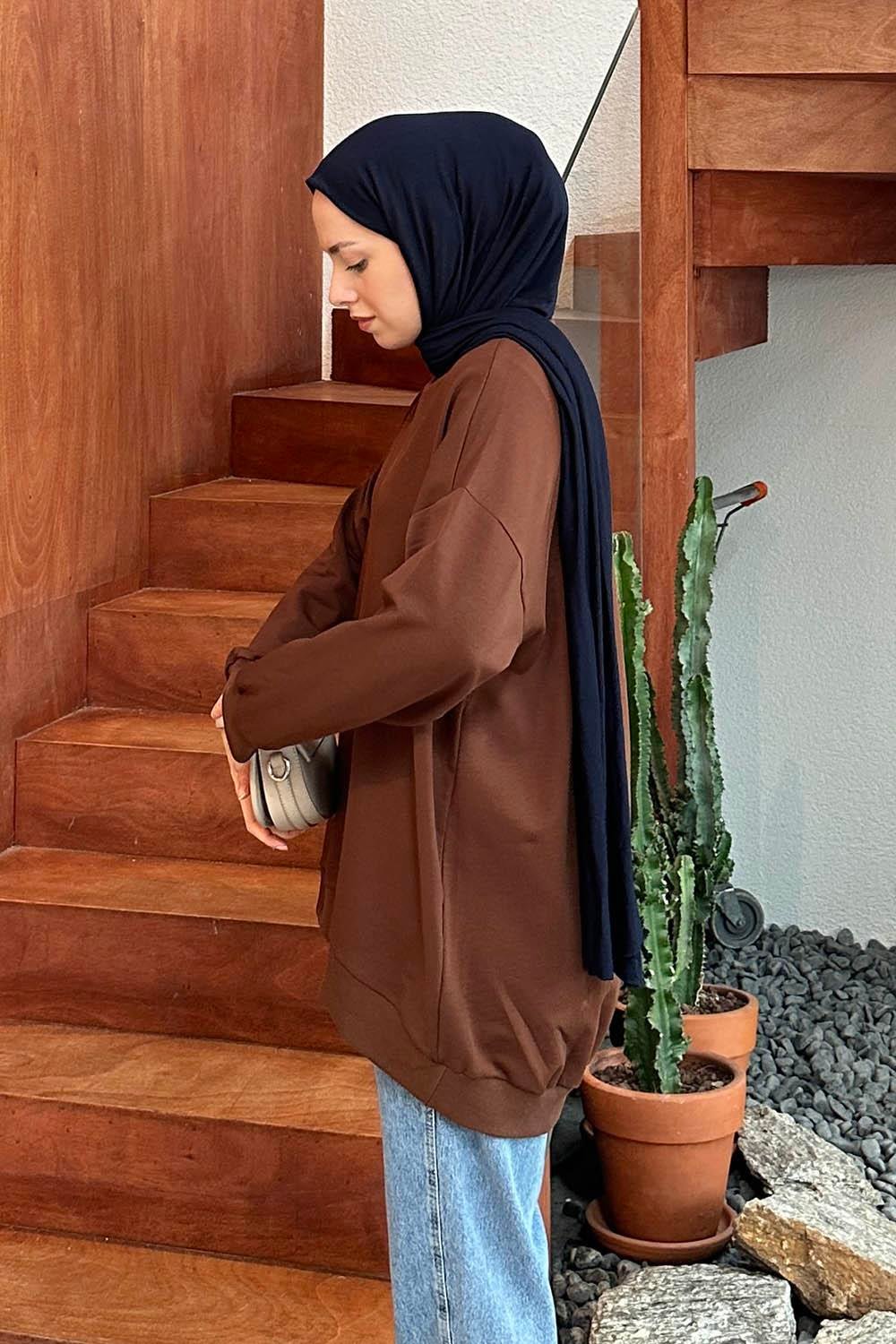 Etiket Detaylı Oversize Sweatshirt Acı Kahverengi