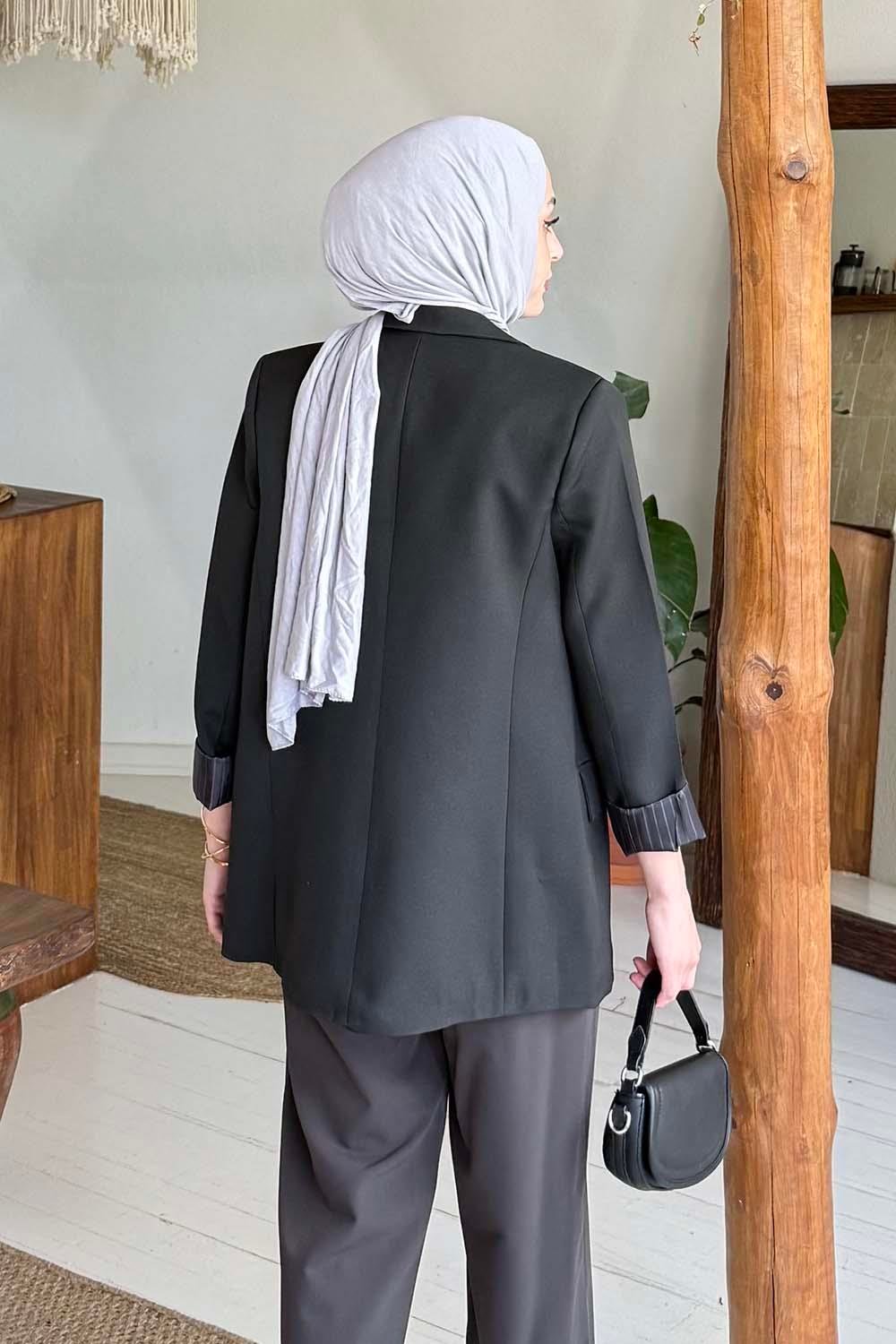 Çizgili Astarlı Tesettür Ceket Siyah
