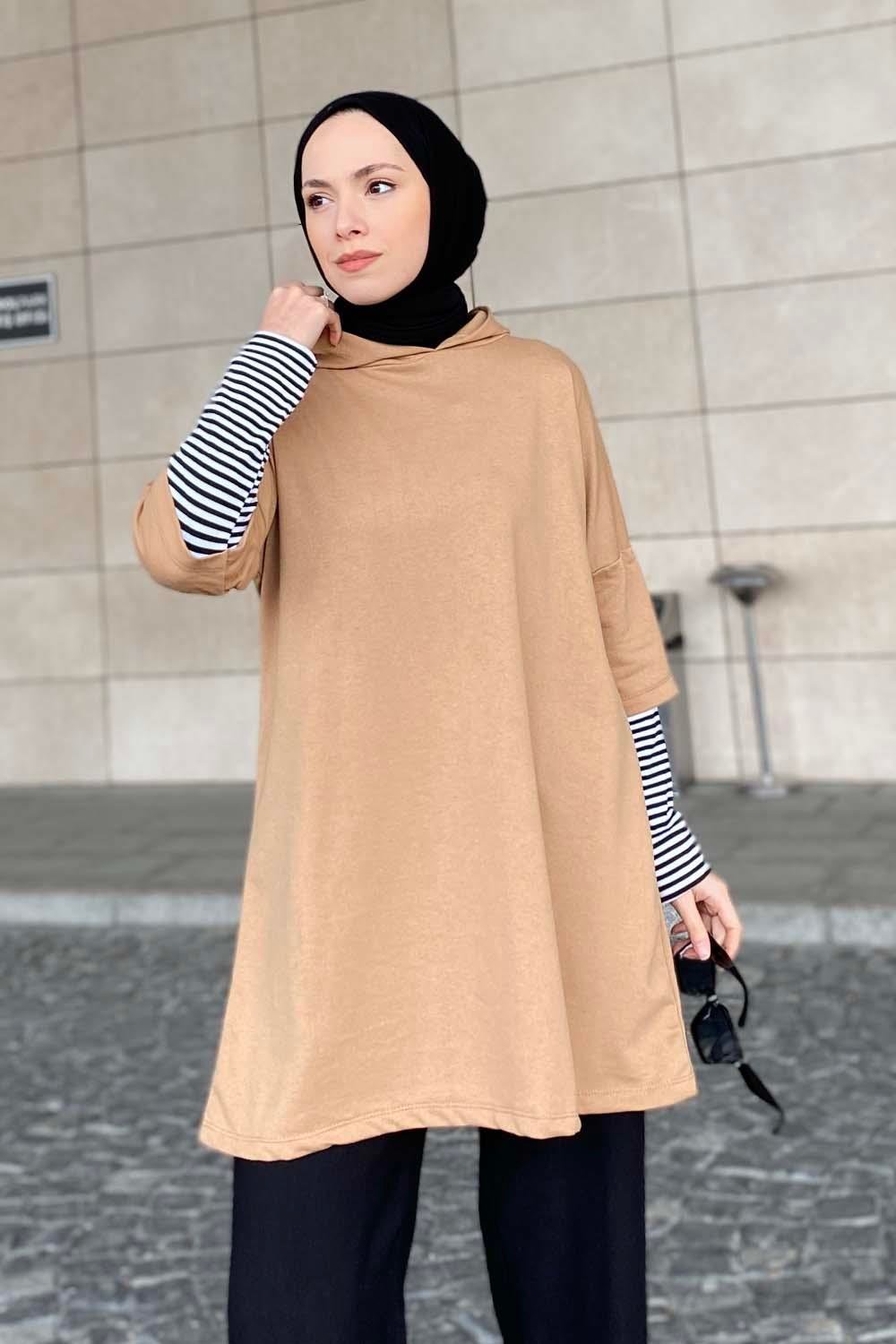 Kolu Çizgi Detaylı Kapüşonlu Sweat Sütlü Kahve
