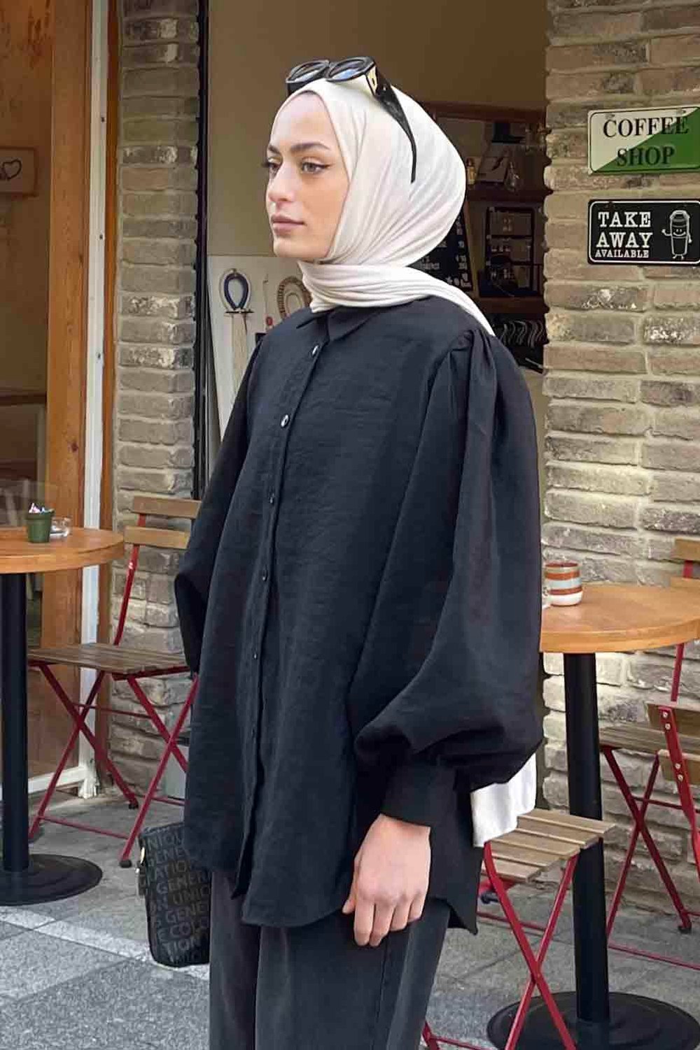 Sedef Balon Kol Gömlek Siyah