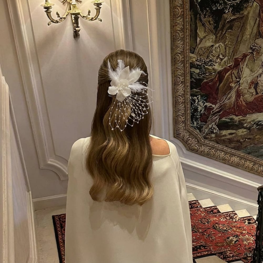 Gemma Model Tüylü Tasarım Saç Tokası