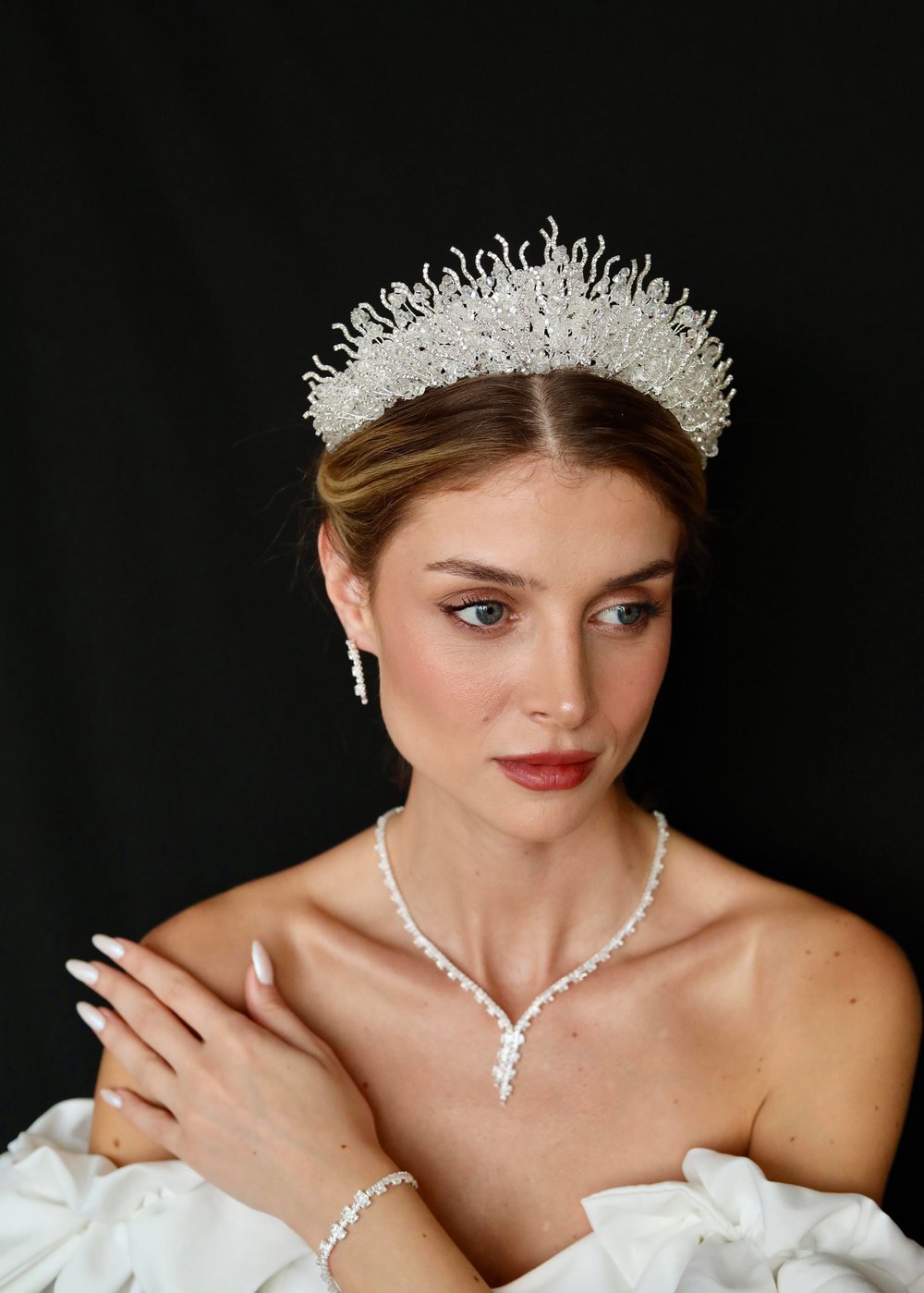 Kristal Safir Model Taç 