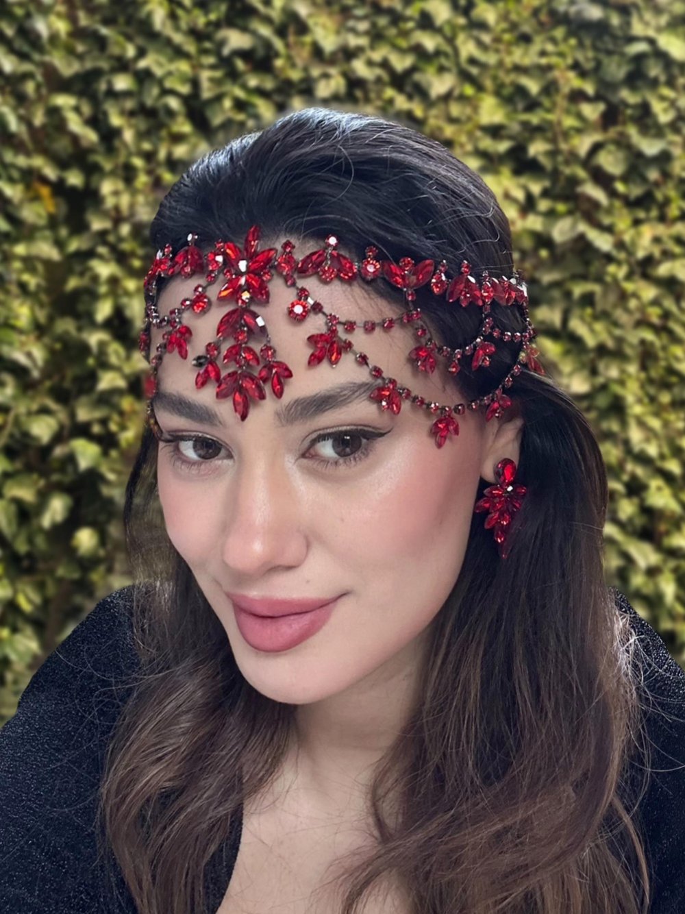 Nare Model Kırmızı Alınlık ve Küpesi