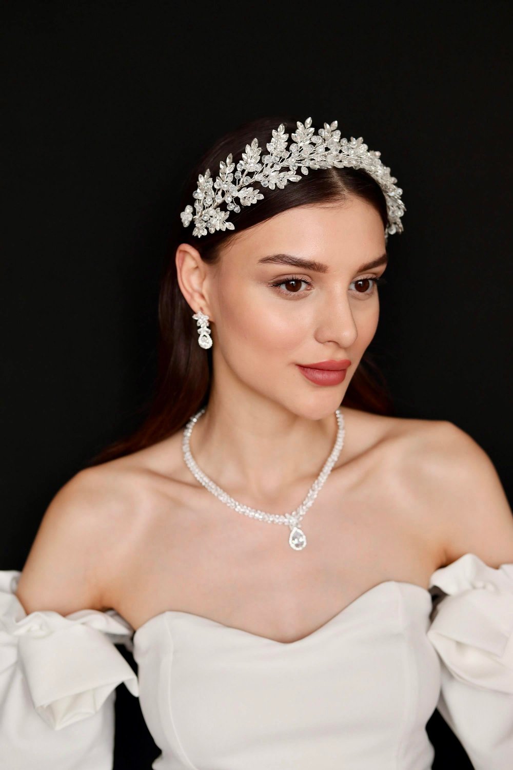 Papatya Model Kristal Saç Aksesuarı