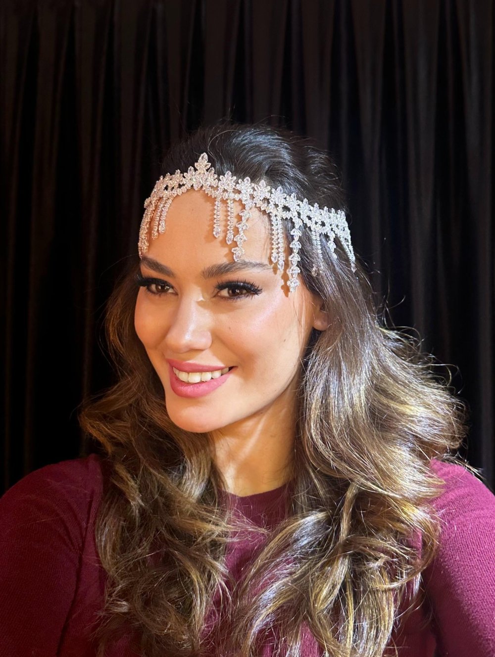 Zalin Model Zirkon Kolye / Alınlık