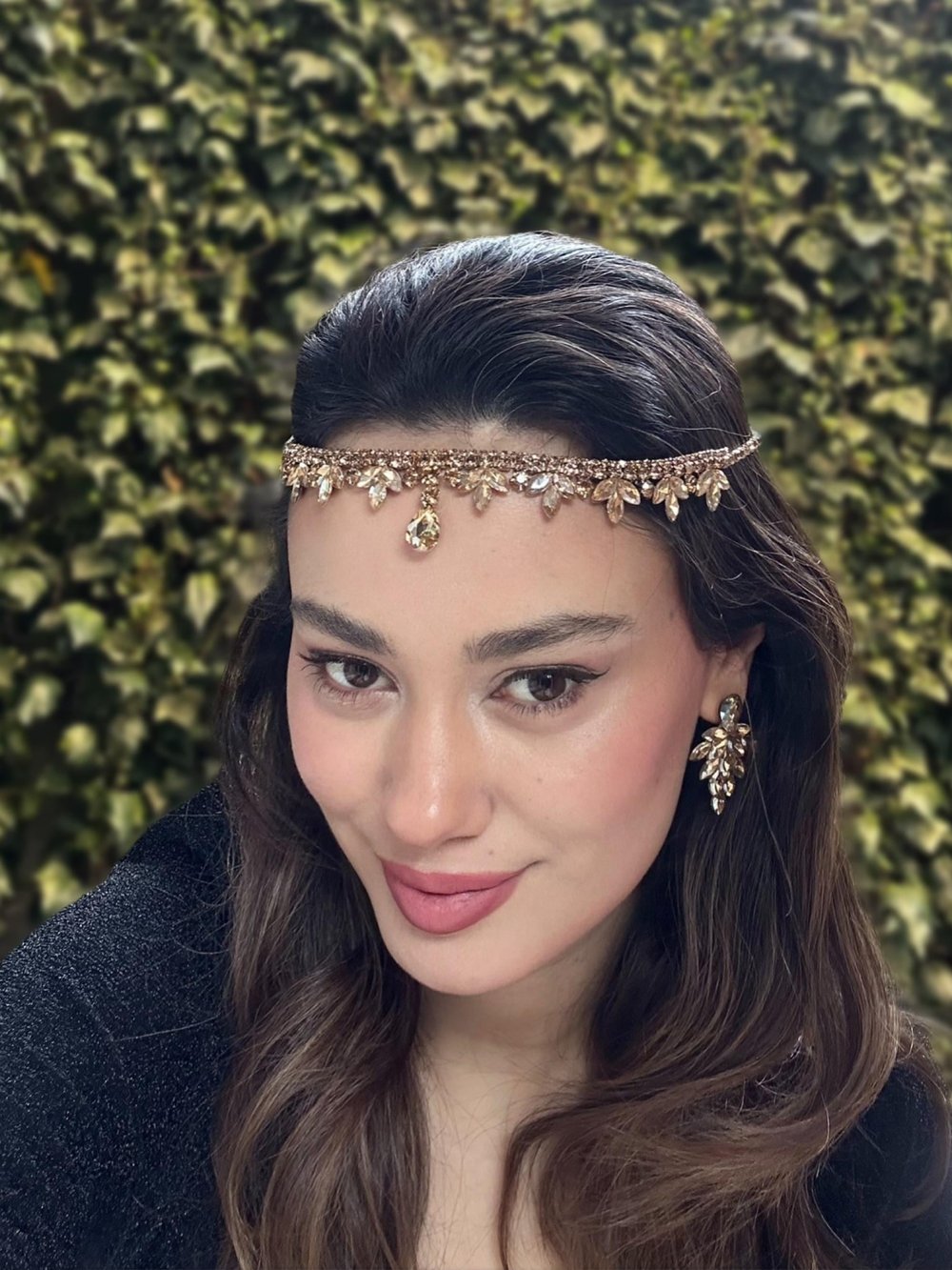 Ziba Model Gold Alınlık ve Küpesi