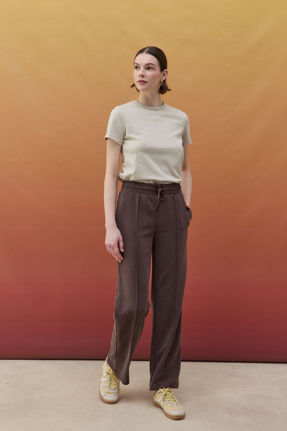 NEVÜRLÜ MODAL KAHVERENGİ BASIC PANTOLON