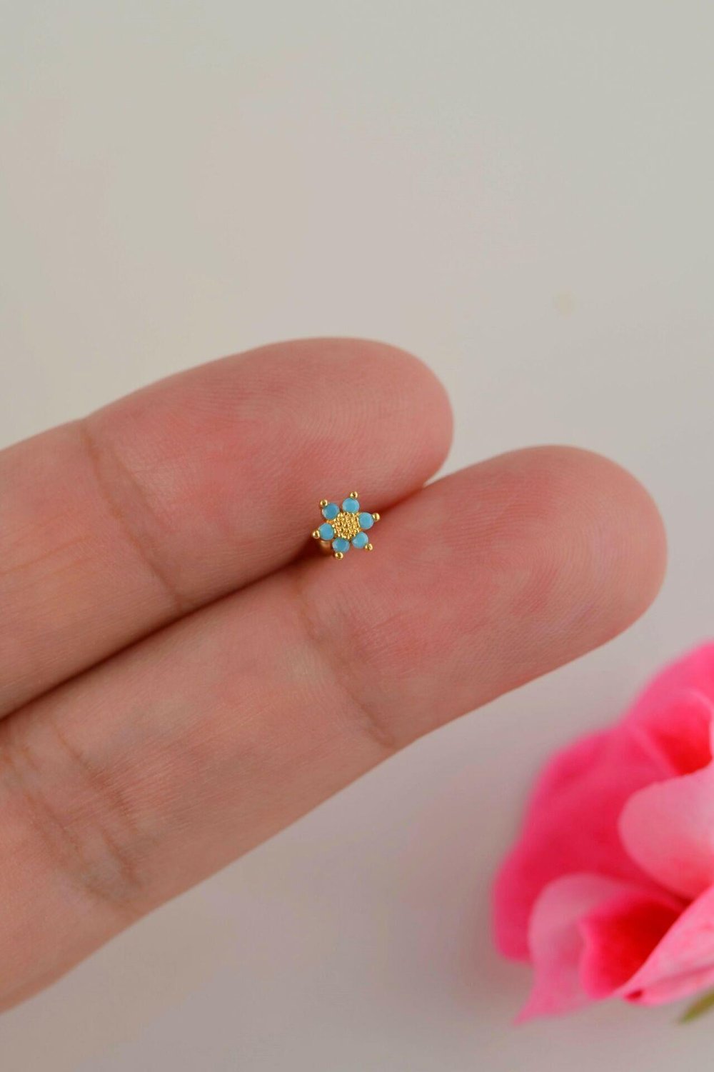 Gold Çelik Mavi Çiçek Piercing Helix Kıkırdak