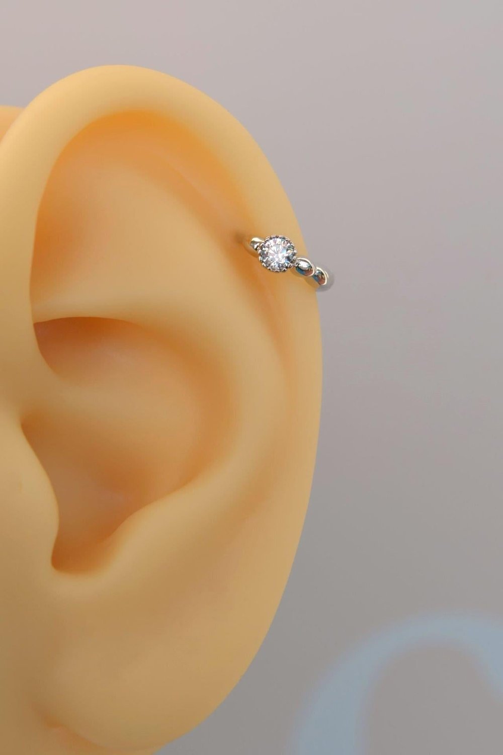 Tektaş Gümüş Rengi Helix Tragus Kıkırdak Piercing