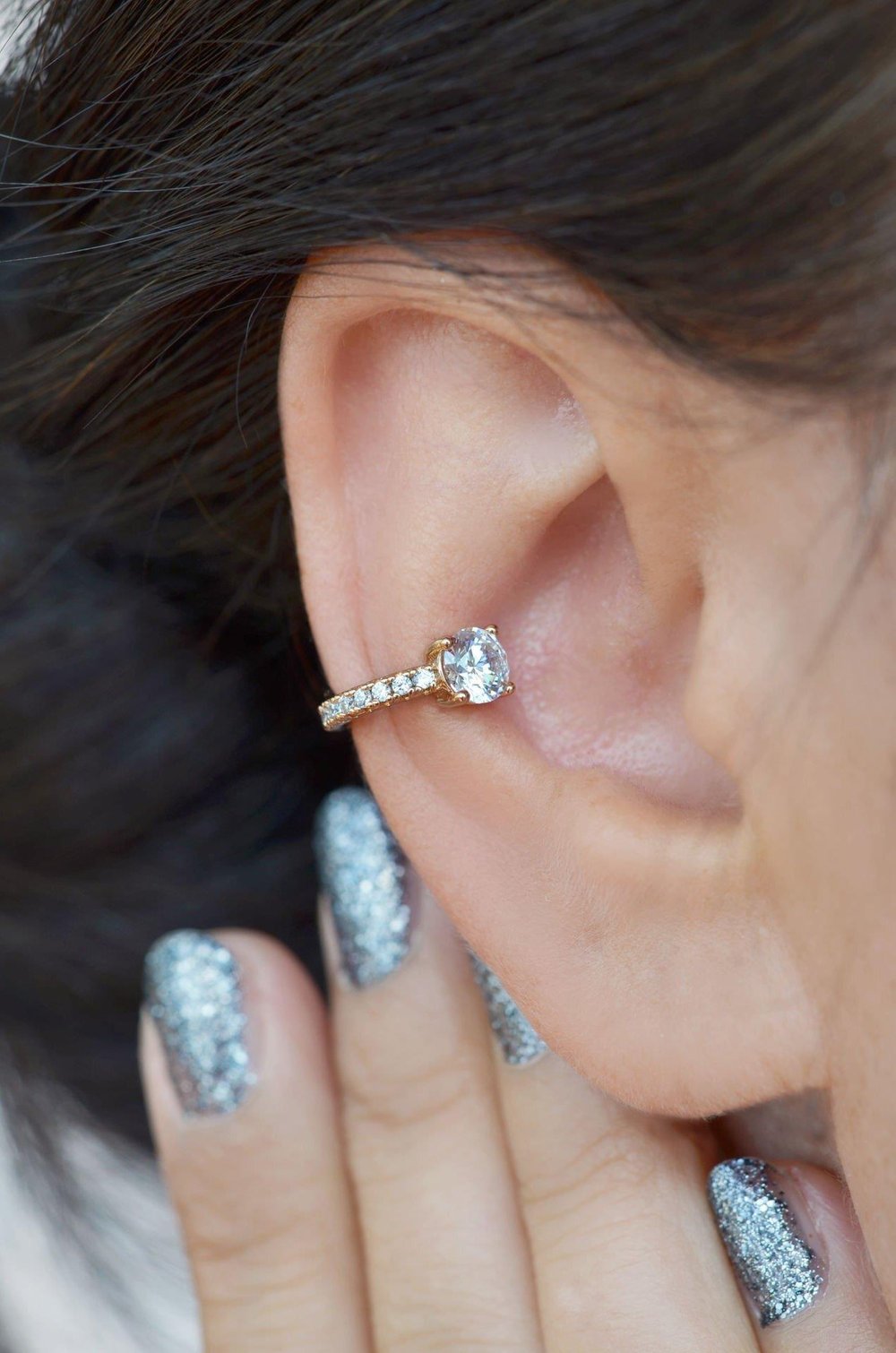 Zirkon Gold ince Sıkıs?tırmalı kıkırdak ku?pesi Earcuff
