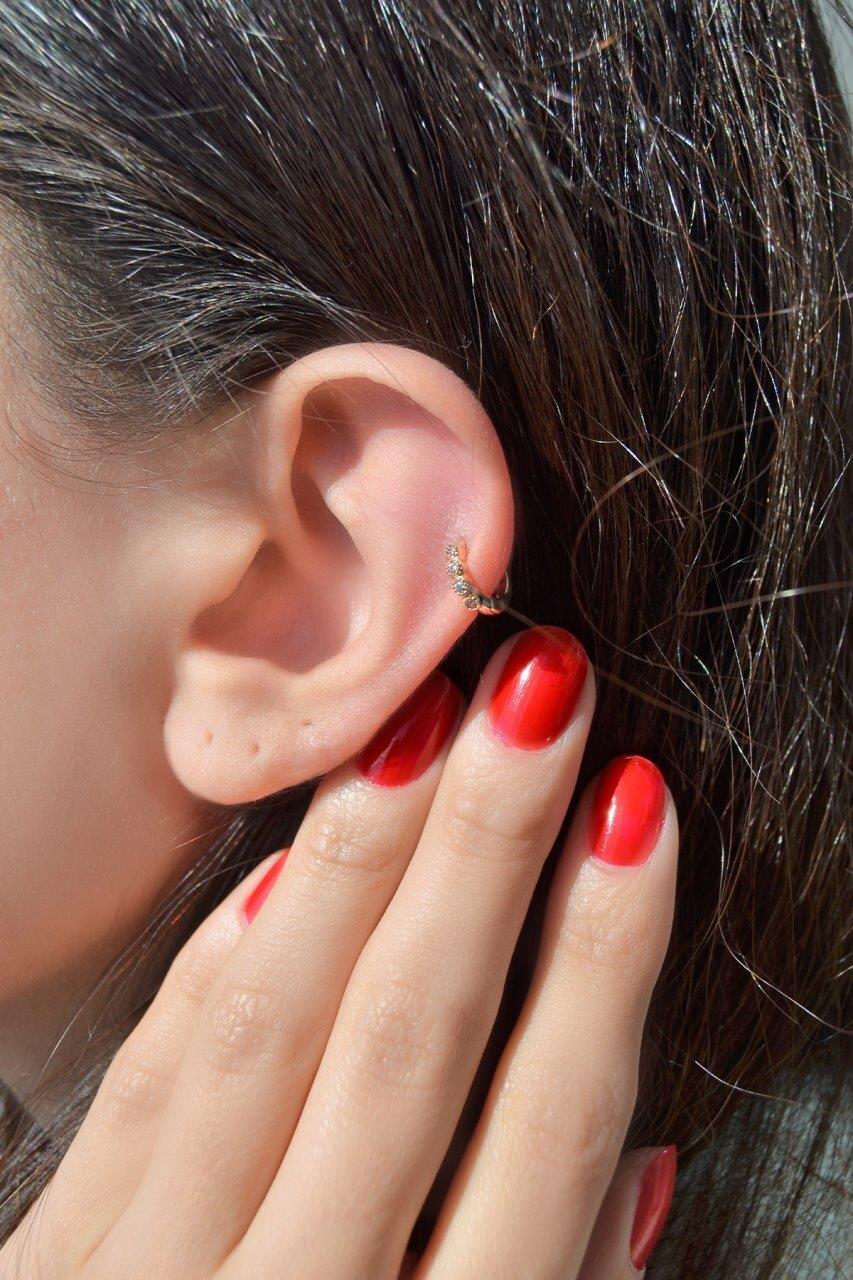 Zirkon Taşlı Halka Tragus Piercing