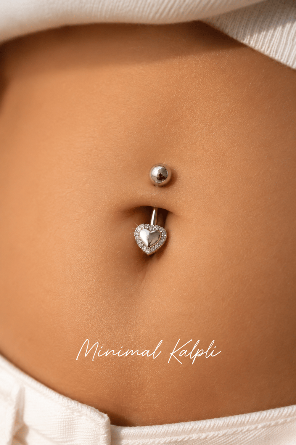Çelik Kalp Figürlü Minimal Göbek Piercing Gümüş Renk