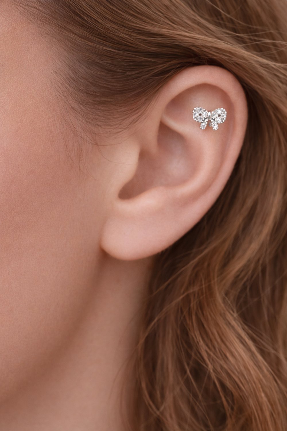 Gümüş Renkli Taşlı Kurdele Fiyonk Figürlü Piercing Helix Kıkırdak Conch Lob