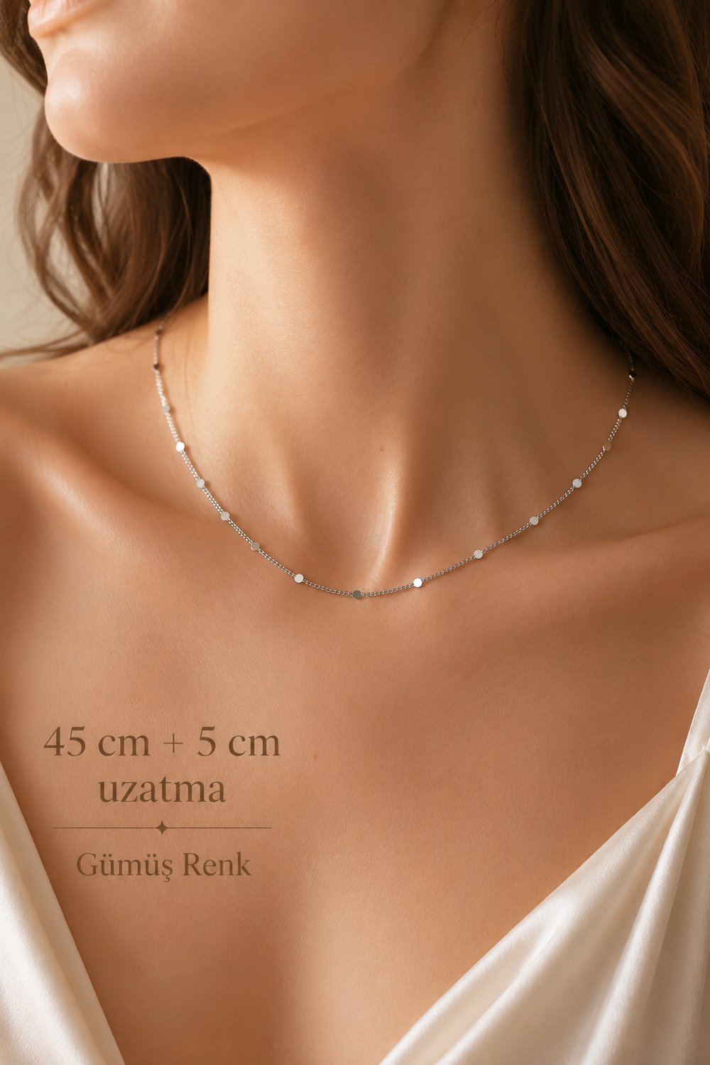 Işıltılı Pullu İnce Zincir Kolye 45 cm Gümüş Renk
