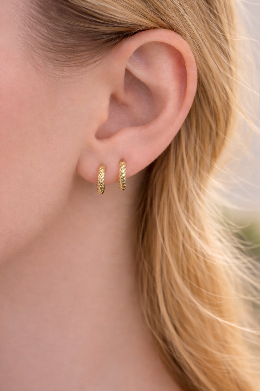 Vintage Model Küçük Halka Küpe 14 K Gold Minimal