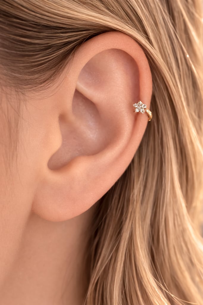Zirkon Taşlı Çiçek Helix Piercing Tragus Çiçekli Kıkırdak Lob Küpesi Tek Adet