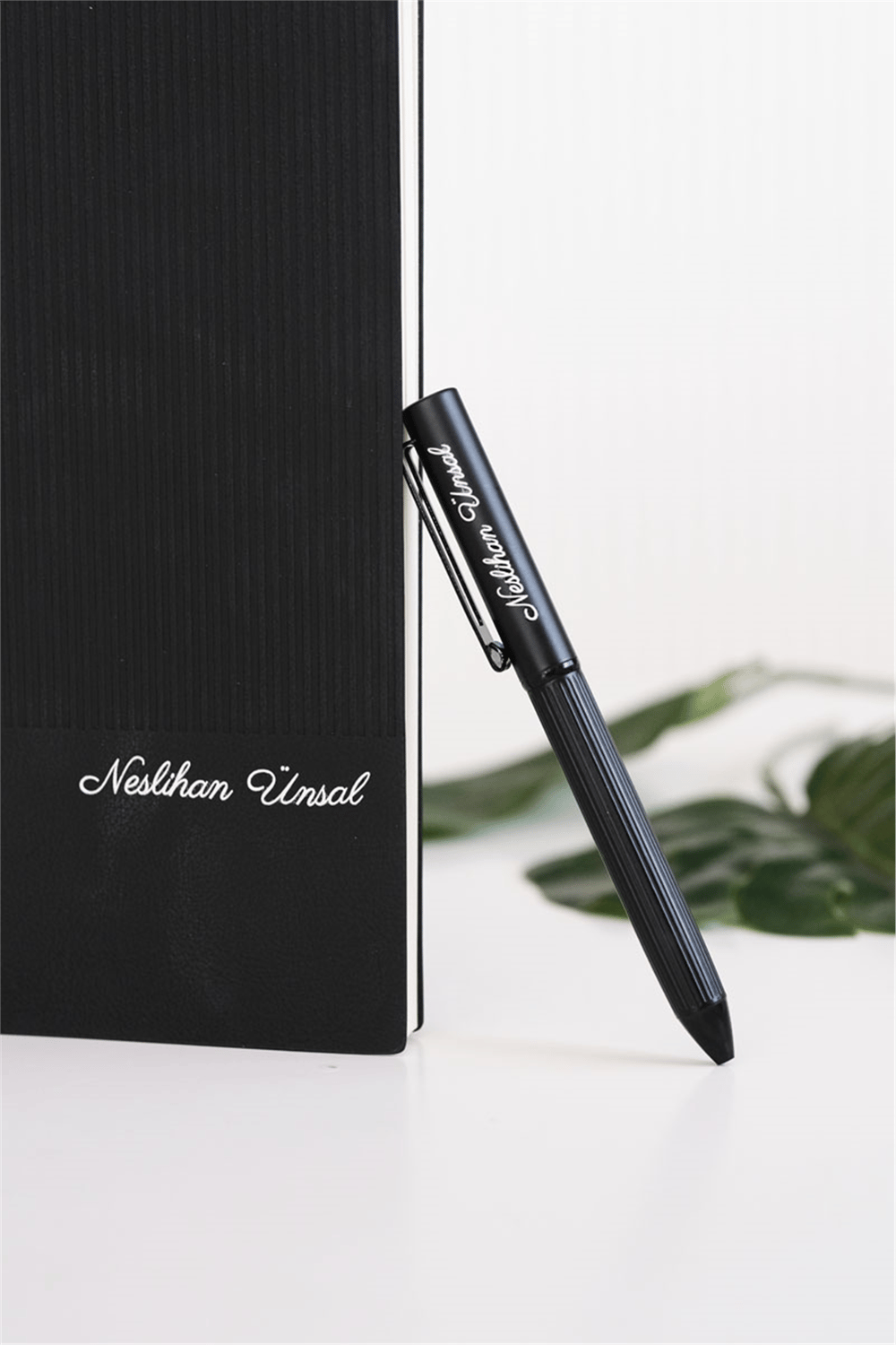 Kişiye Özel Çantalı Siyah Defter-Kalem Hediye Seti