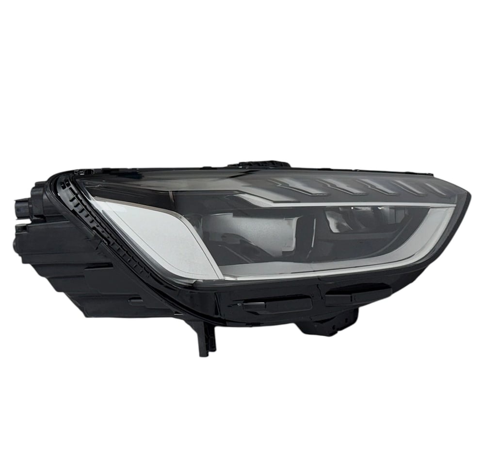 FAR A4 20-23 RH (MATRIX/BEYİNLER ÜSTÜNDE) - MATSUBA-T - 8W0941034D