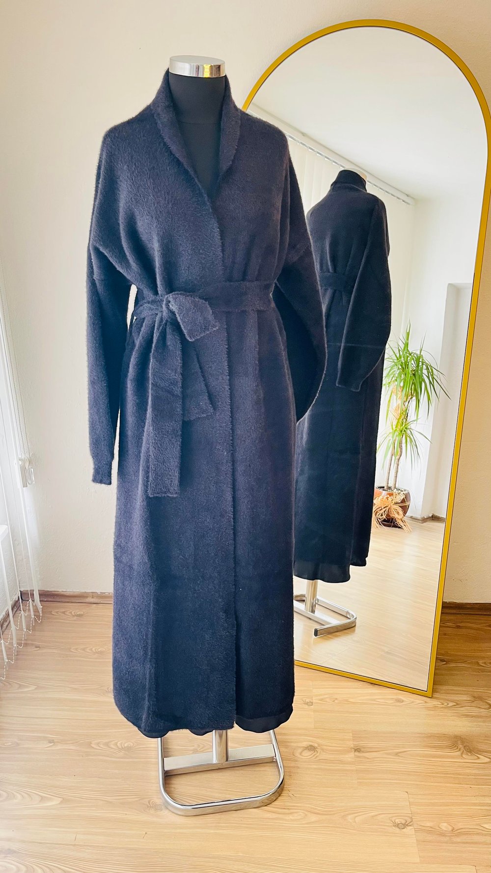 ANGORA HIRKA SİYAH RENGİ