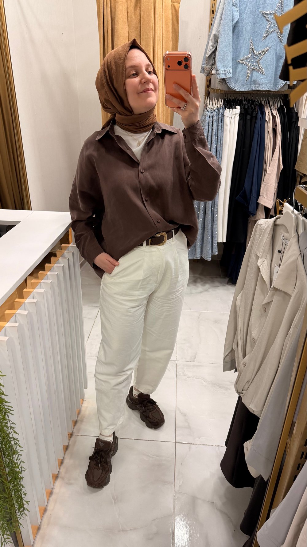Kırık Beyaz Kemerli Gabardin Havuç Pantolon