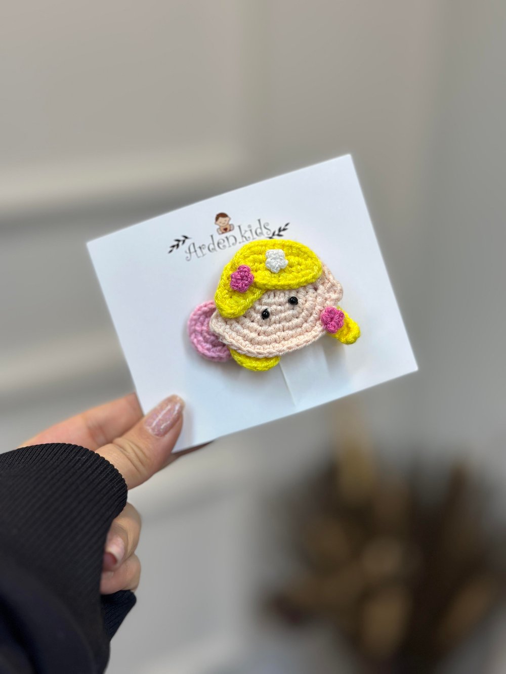 Sarı Saçlı Amigurumi Kız Bebek