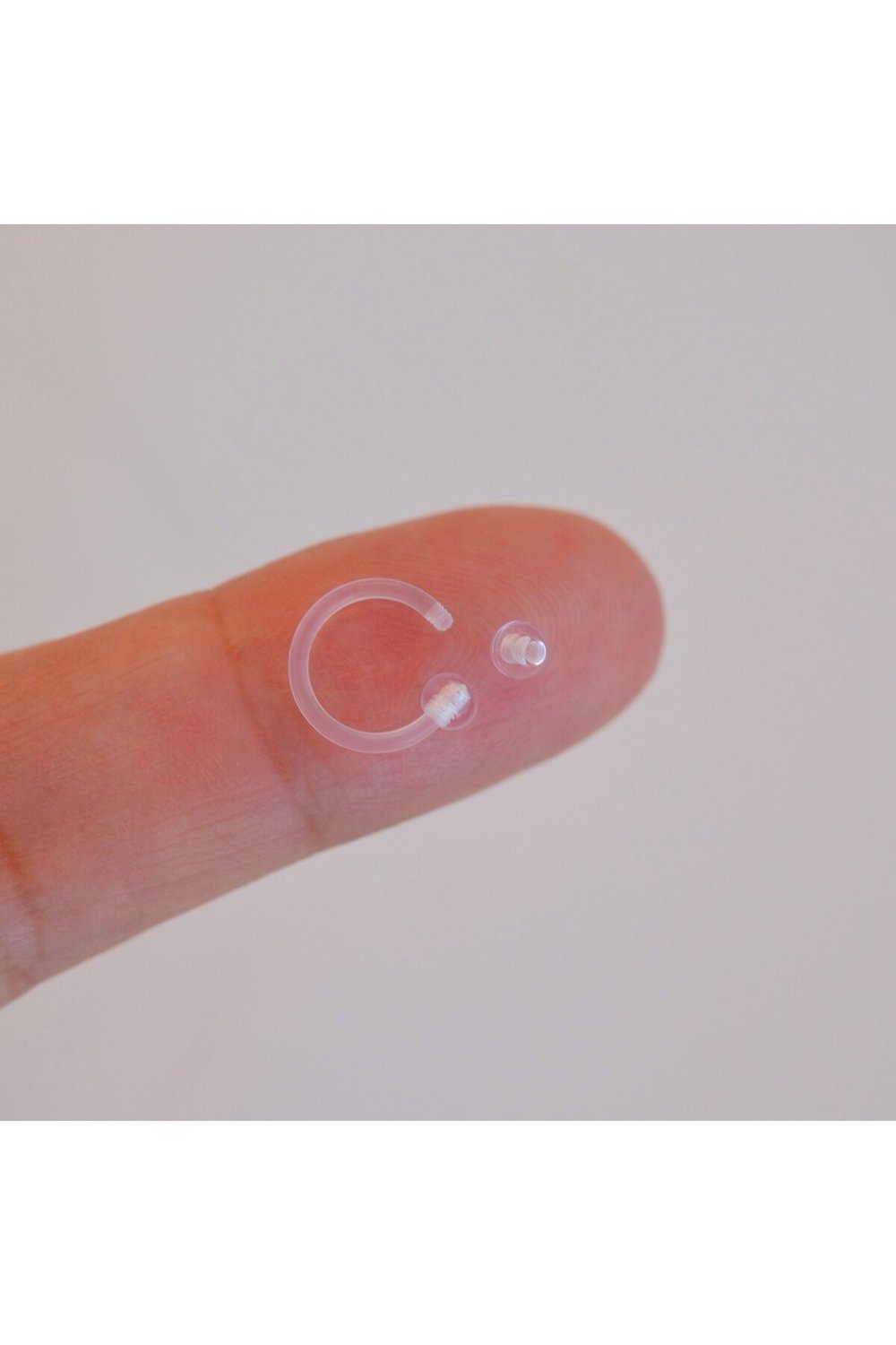 Alerji Yapmayan Bioplast Esnek Piercing Silikon Piercing Tragus Helix Kıkırdak
